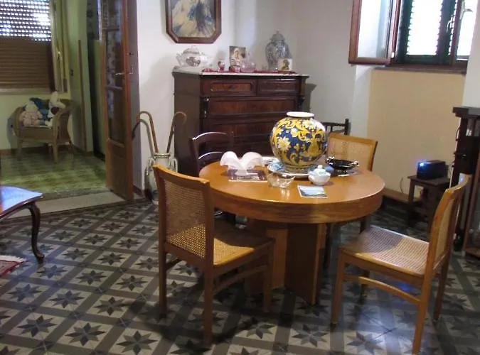 Antico Palazzo Bed & Breakfast 4*