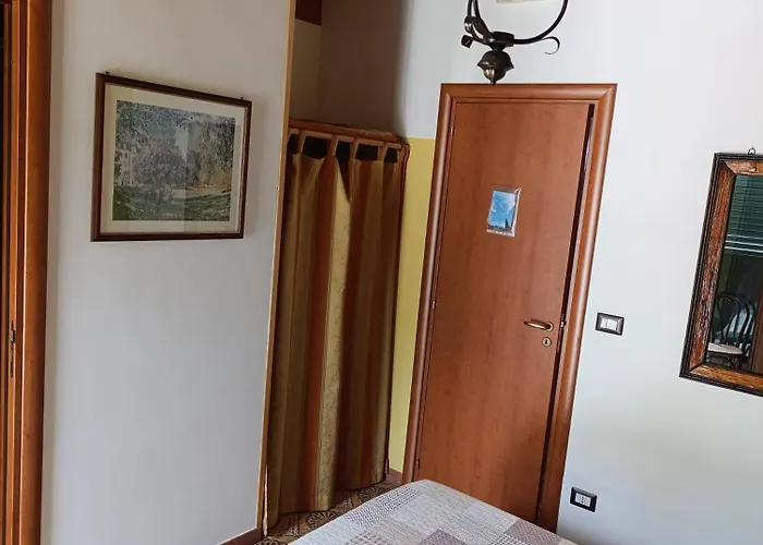 Antico Palazzo Nocleg ze śniadaniem Giardini-Naxos