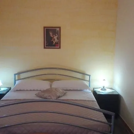 Antico Palazzo فندق مبيت وإفطار
