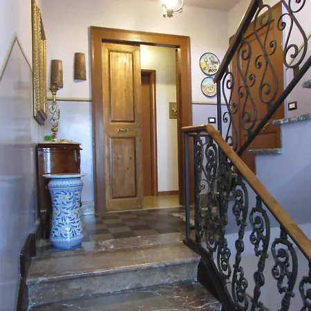 Antico Palazzo فندق مبيت وإفطار
