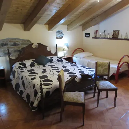 Antico Palazzo جيارديني ناكسوس