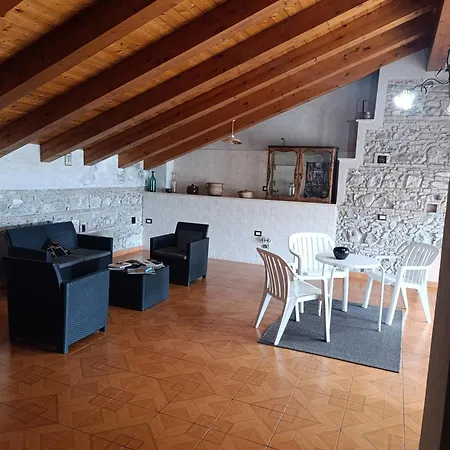 Antico Palazzo فندق مبيت وإفطار جيارديني ناكسوس