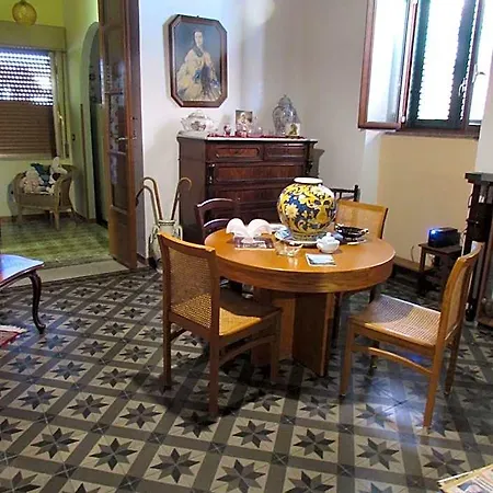Antico Palazzo فندق مبيت وإفطار 4*