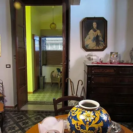 فندق مبيت وإفطار Antico Palazzo