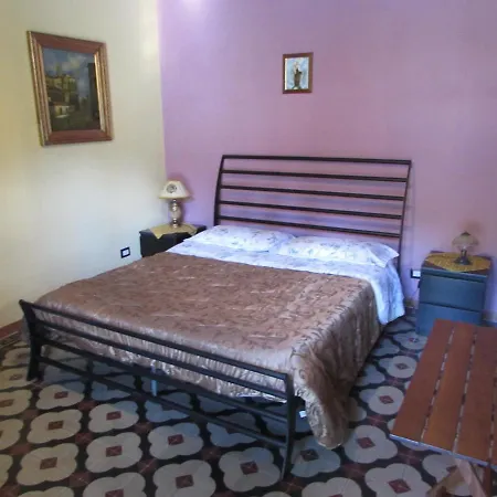 Antico Palazzo Bed & Breakfast 4*