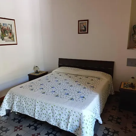 Antico Palazzo Bed & Breakfast 4*
